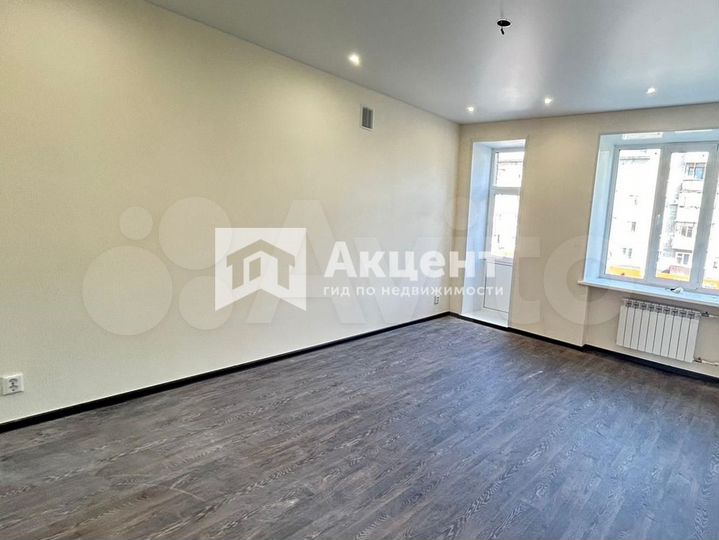 3-к. квартира, 70,8 м², 3/5 эт.