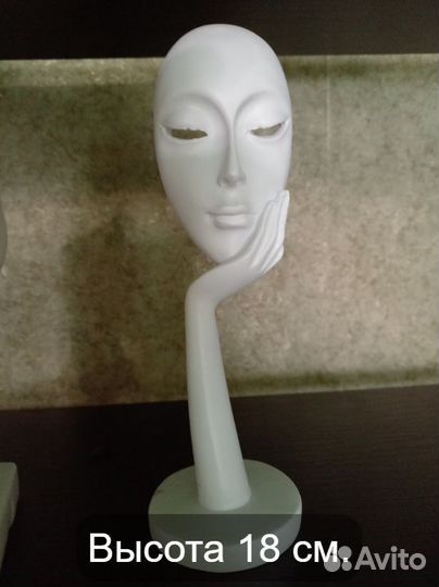 Статуэтки для интерьера 