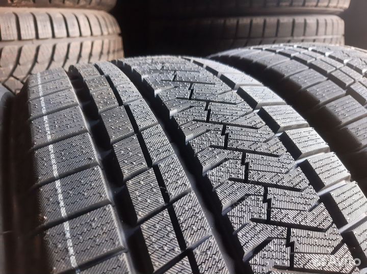 Triangle Trin PL02 235/45 R19 98V