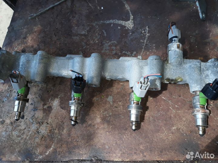 Форсунка топливная 1AZ-FSE (D4) 1AZ