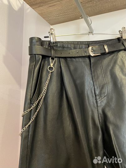 Кожаные шорты-бермуды женские (44)