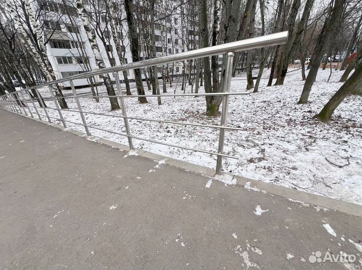 Перила из стали