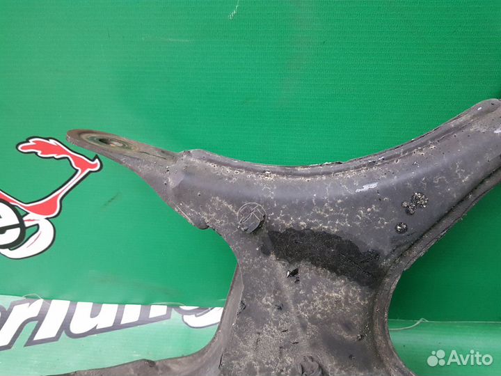 Рычаг подвески нижний задний левый Bmw 7 E38