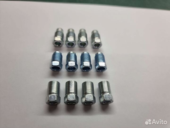 Штуцер тормозной трубки М10 шаг 1 100шт