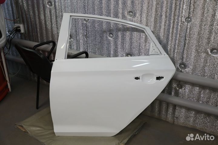 Дверь задняя левая Хендай Солярис с 2017 белый PGU