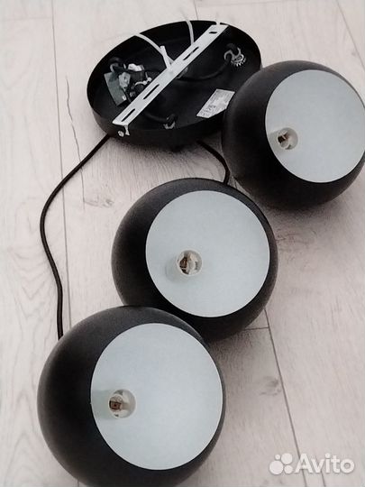 Продам подвесной потолочный светильник