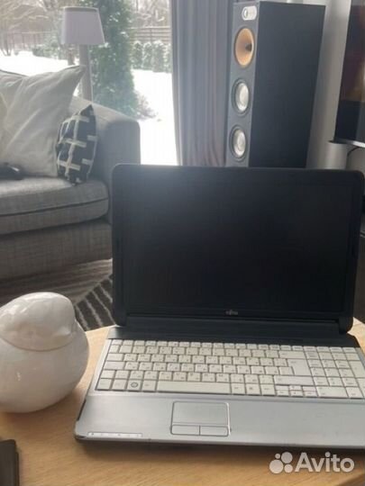 Ноутбук с SSD fujitsu lifebook A530, 