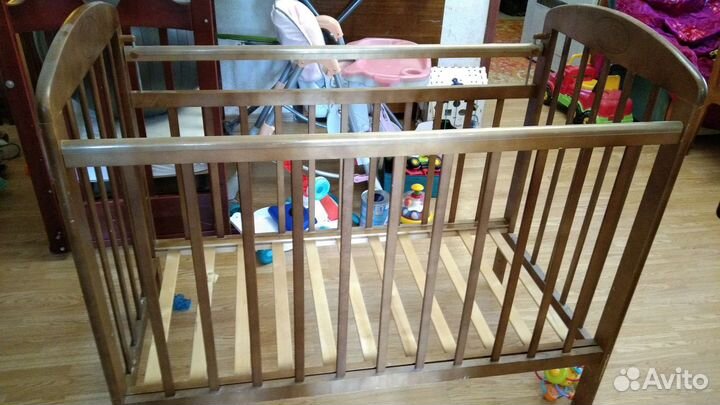 Детская кроватка