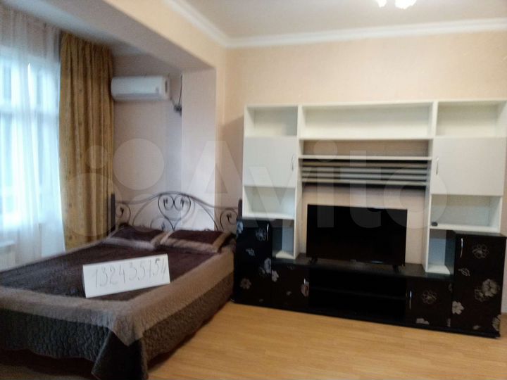 Квартира-студия, 40 м², 2/8 эт.