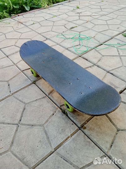 Скейтборд (возможет торг)
