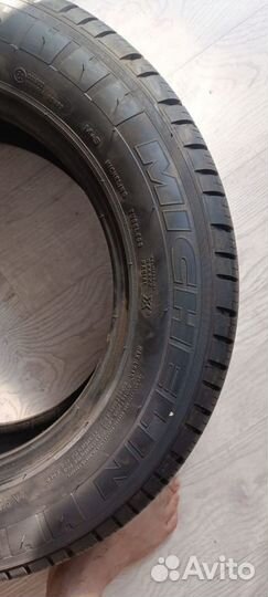 Шины новые Michelin Agilis51 215/65/16 Лето