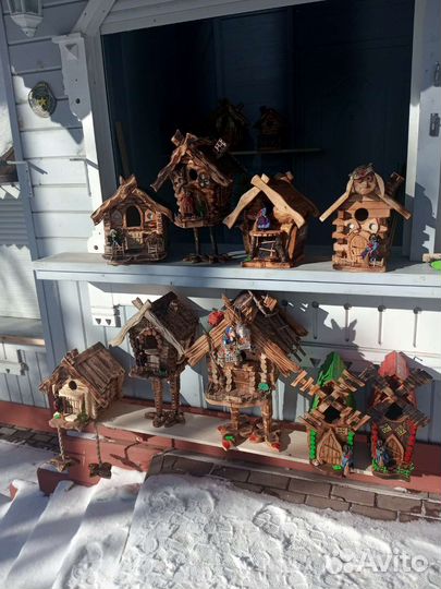 Скворечники и кормушки для птиц, и белок