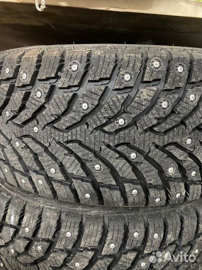 Arctic Trucks AT405 225/45 R17 80L