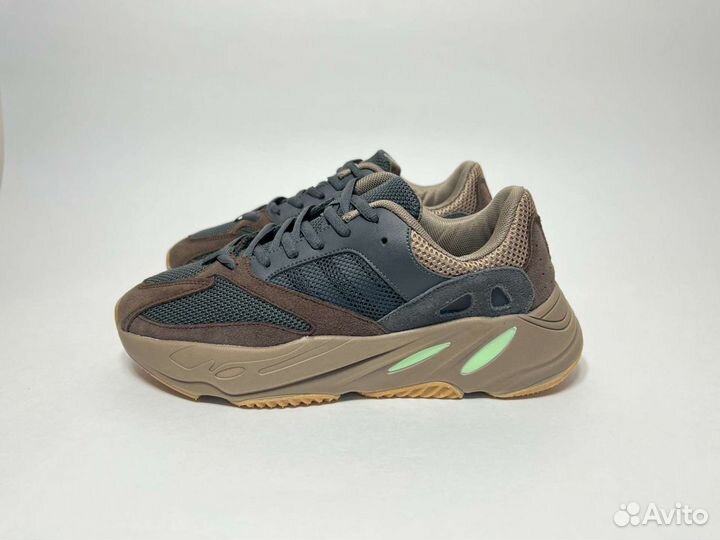 Кроссовки adidas yeezy boost 700