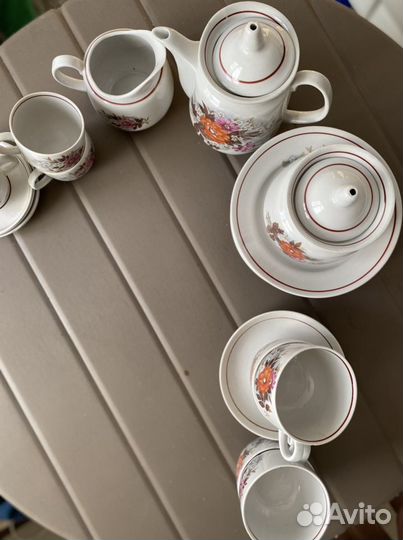 Чайный сервиз из форфора