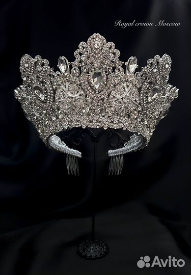 Очень красивая корона ручной работы