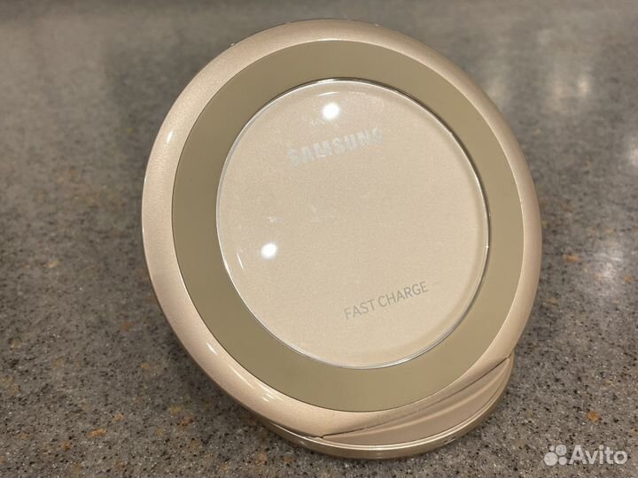Беспроводная зарядка samsung fast charge