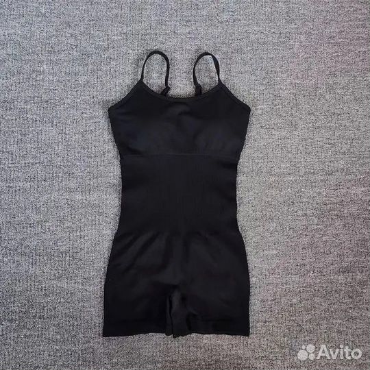 Новый спортивный комбинезон