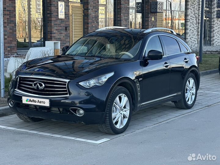 Infiniti QX70 3.0 AT, 2016, 218 300 км