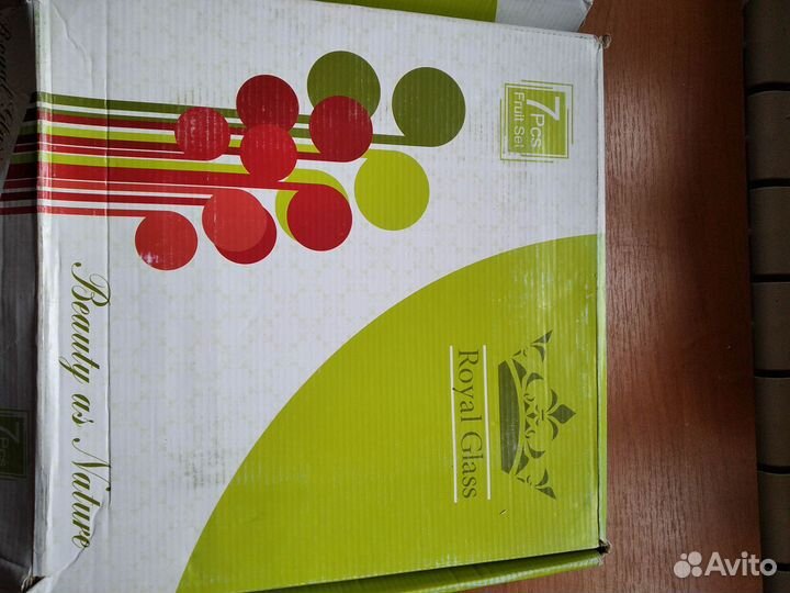 Тарелки для сервировки стола