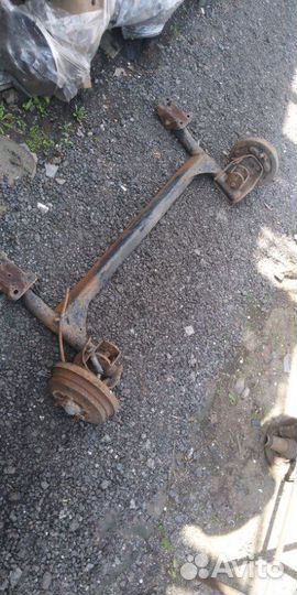 Балка подвески задняя Ford Escort 88-98