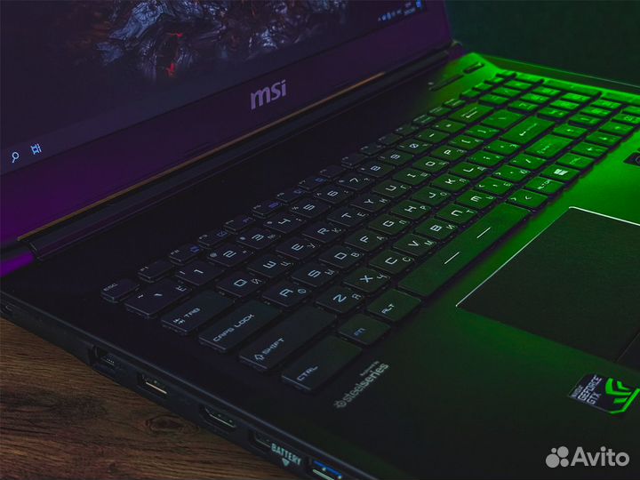 Ноутбук MSI Leopard: Intel i7 + GTX 1060