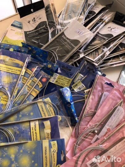 Спицы и крючки для вязания