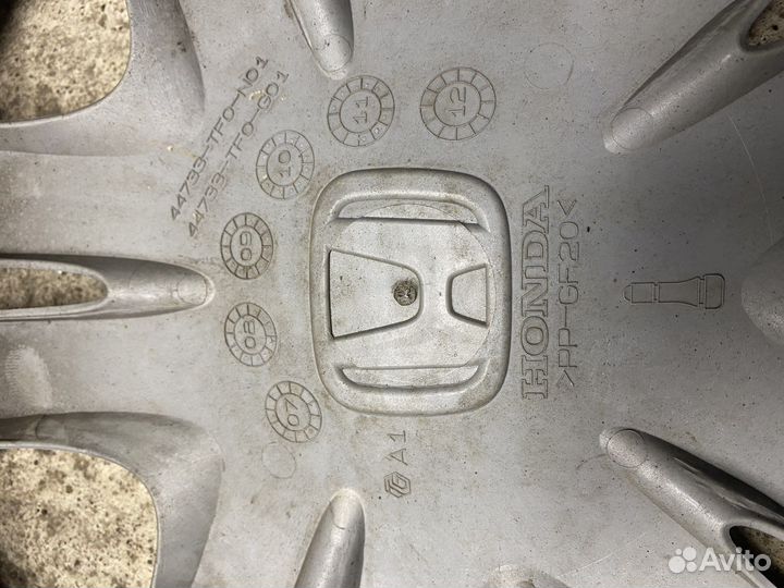 Оригинальные колпаки honda r15