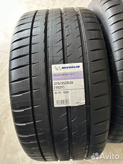 Michelin Pilot Sport 4 S 275/35 R20