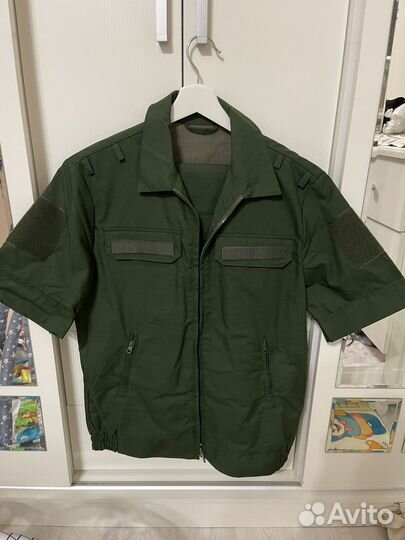 Военная форма с коротким рукавом