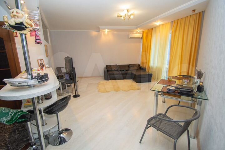 3-к. квартира, 109 м², 2/6 эт.