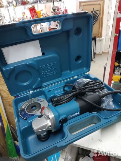 Болгарка makita 9558hnr