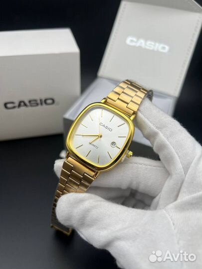 Часы Casio vintage квадратные