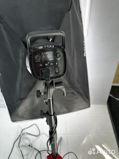 Постоянный свет godox