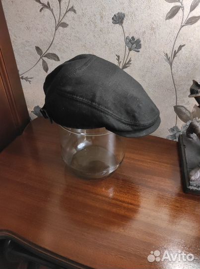 Мужские кепки и бейсболки 8 шт