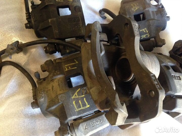 Суппорта передние Mitsubishi Galant 8 Legnum