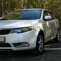 Kia Cerato 1.6 MT, 2012, 276 000 км, с пробегом, цена 690 000 руб.