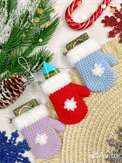 Варежка брелок новогодний. Игрушка ручной работы