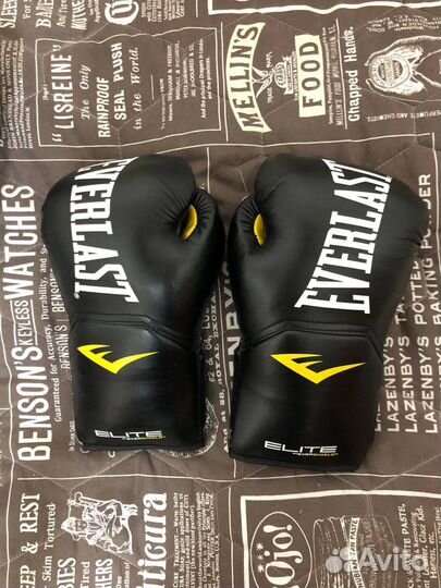 Боксерские перчатки 12 унций