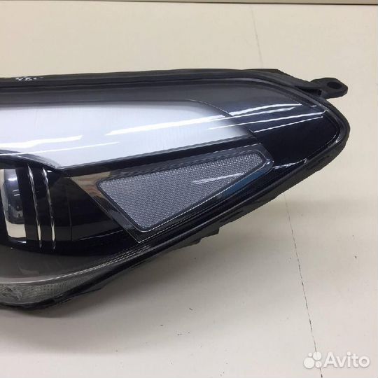 Фара левая Hyundai Tucson