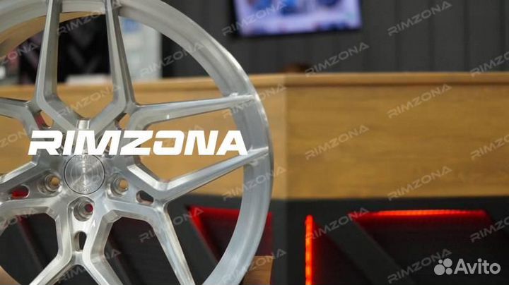 Кованные диски В стиле rohana R22 10.5/12.0J 5x120