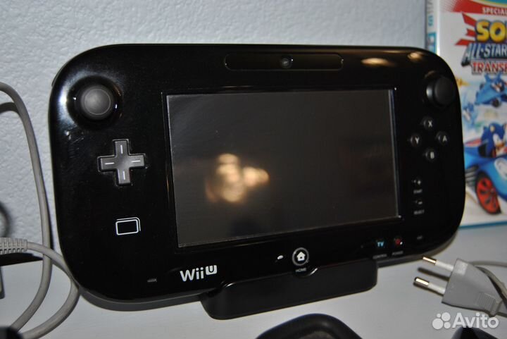 Nintendo Wii U Limited Edition Pack (Не прошитая)