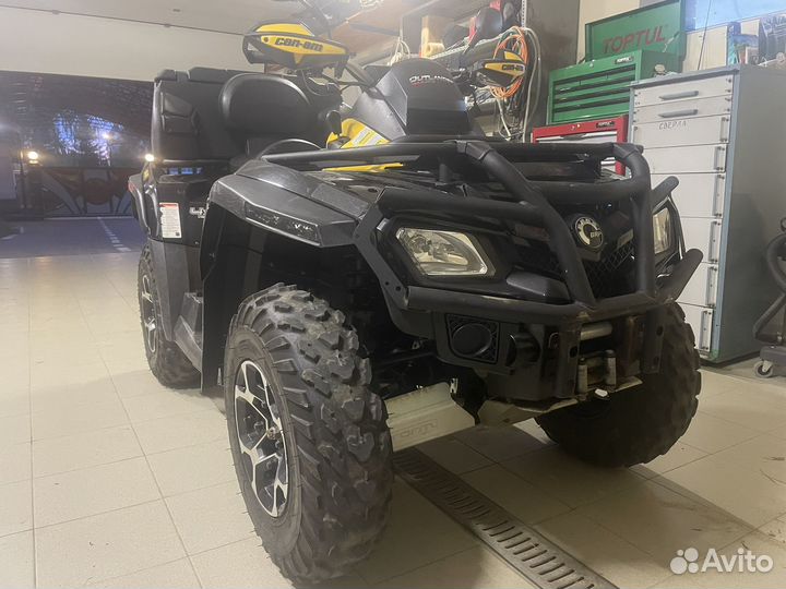 Квадроцикл BRP 800