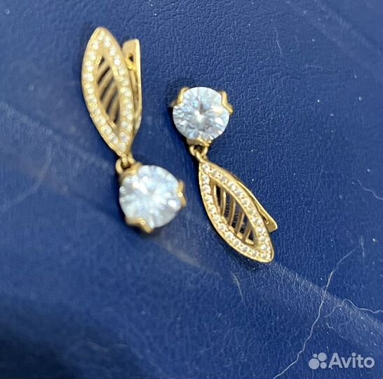 Серьги золотые 585