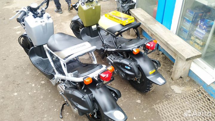 Скутер Инжекторы 2017 г Honda Zoomer 49 куб Япония