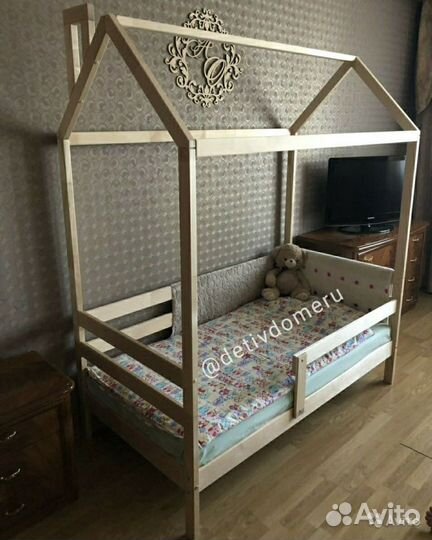 Кровать домик 160*80 (из массива, в наличии)