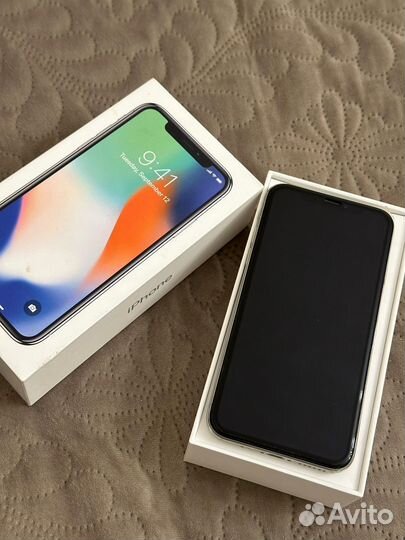 iPhone X, 256 ГБ