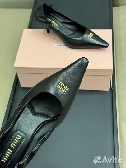 Туфли Alaia из телячьей кожи