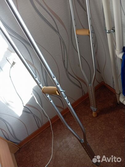 Костыли подмышечные