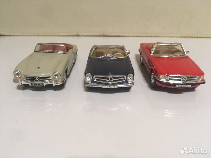 Лот Mercedes Benz SL Cararama 1/43